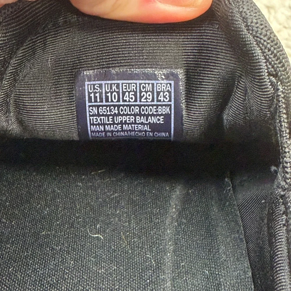 Skechers gently used